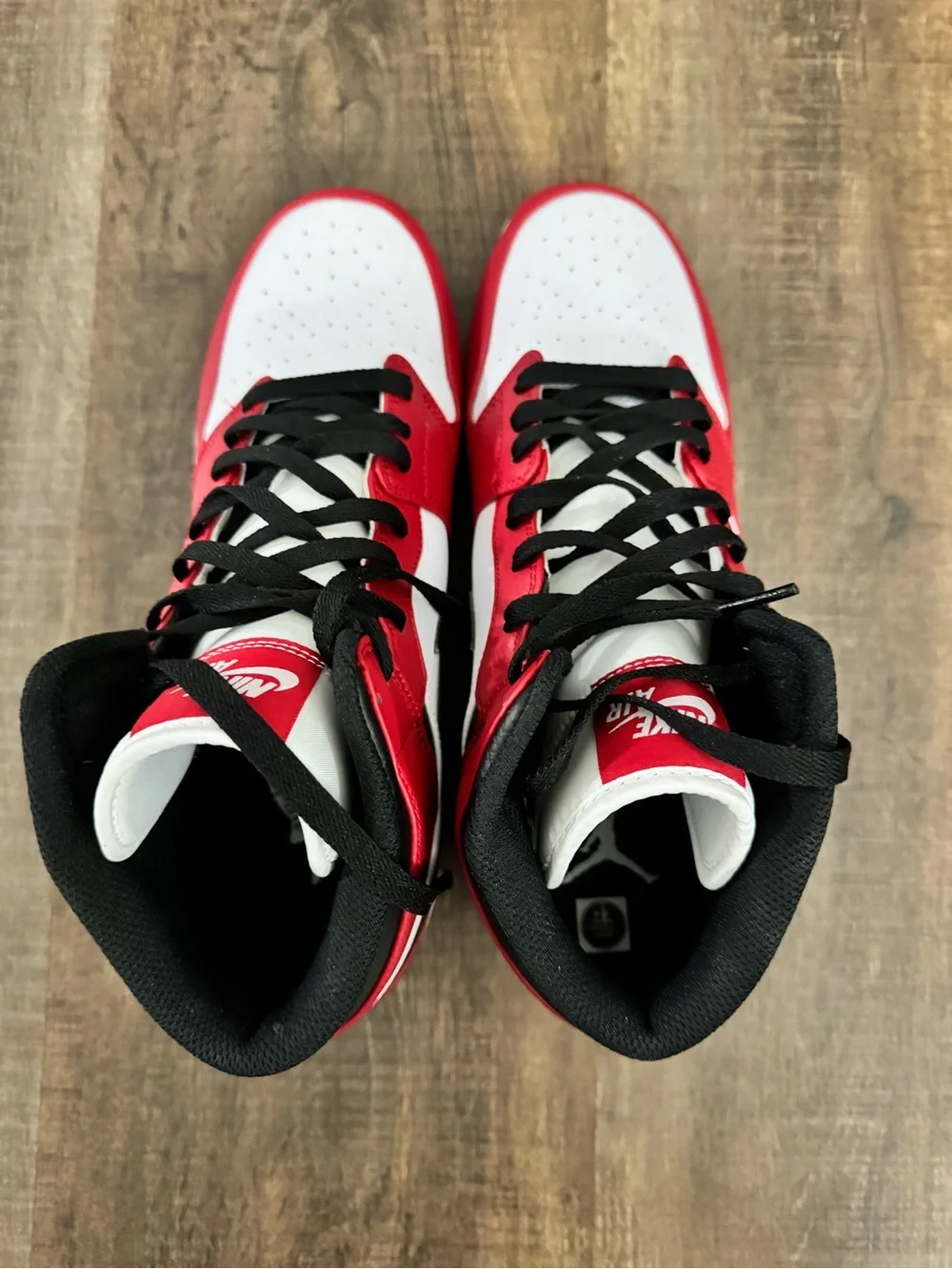 Nike Air Jordan 1 Retro MCS 'Chicago' Black Red White mens 11.5